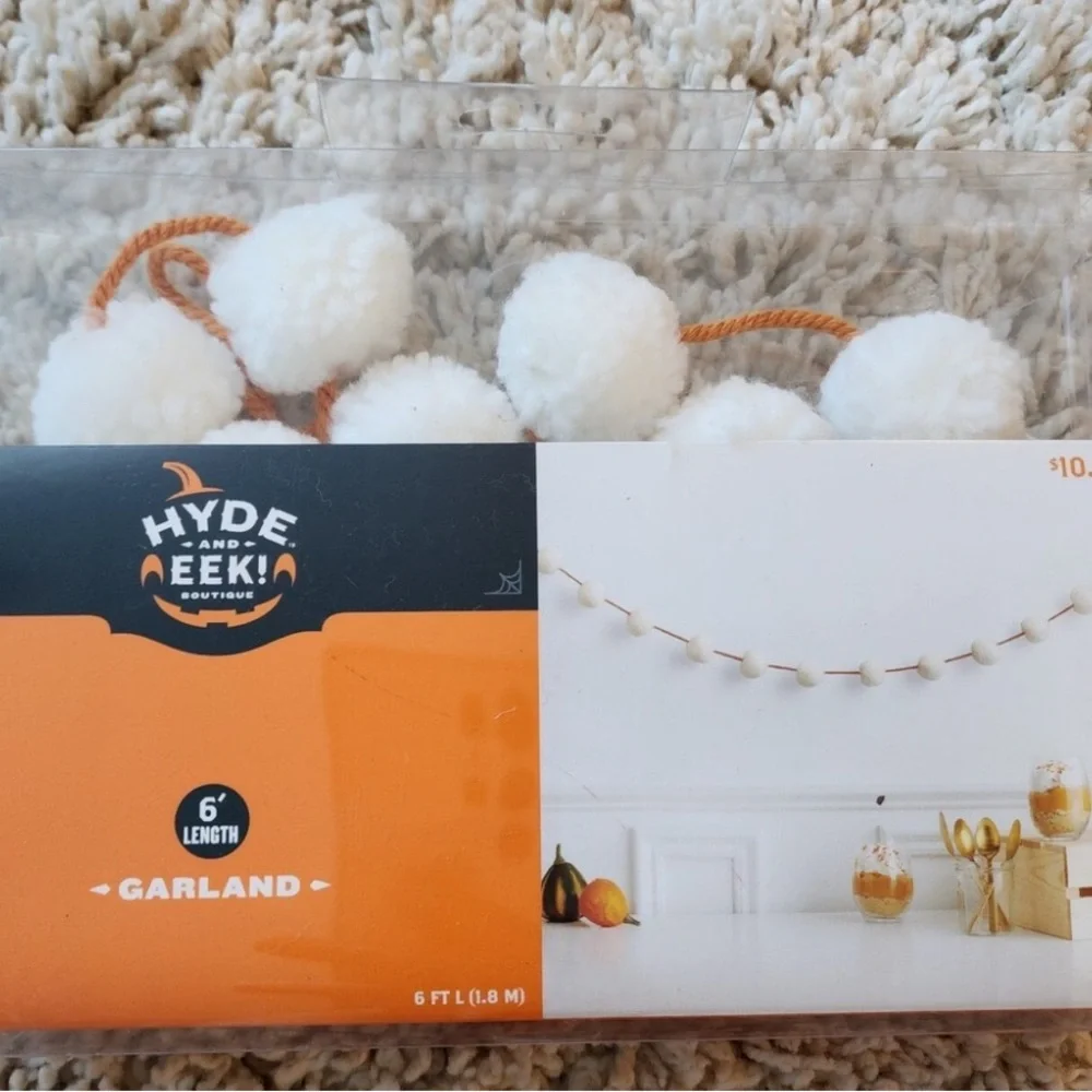 White/Orange Fall Garland